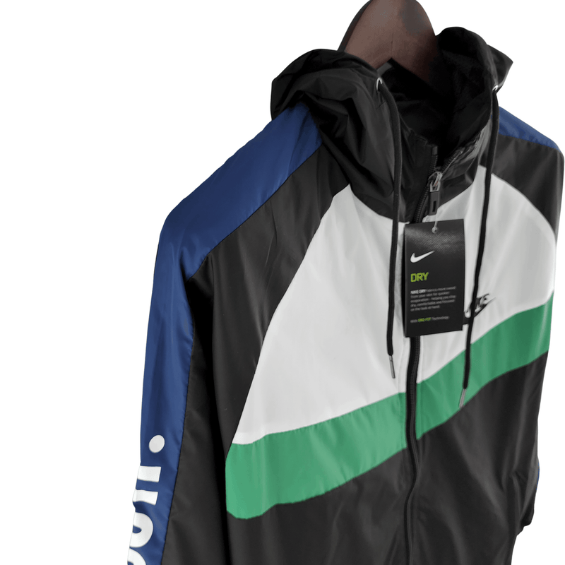 Corta Vento Nike Swoosh - Preto